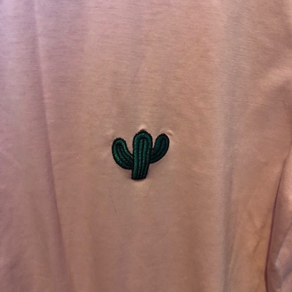 Blush pink t-shirt crop top - Picture 2 of 2